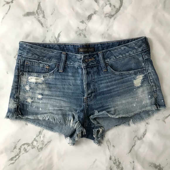 Abercrombie & Fitch Pants - NWOT Abercrombie & Fitch distressed jean shorts